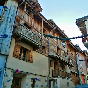 K120 - Village Du Praz - Couette-café